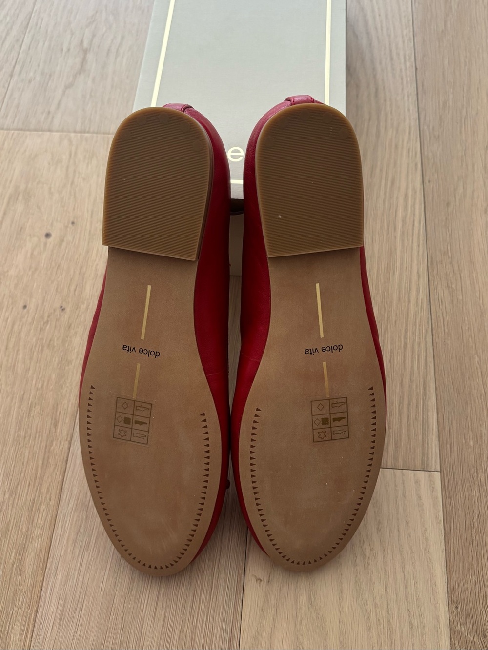 Dolce Vita Red Ballet Flats - Ballerina - 9.5 Wide - Picture 2 of 6